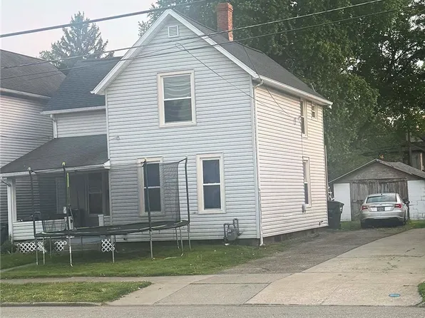 436 Race St, Dover, OH 44622