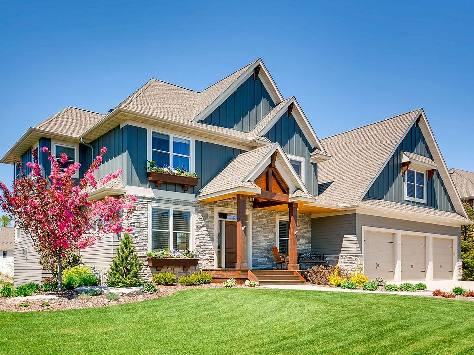 1st image of 73 Monarch Way