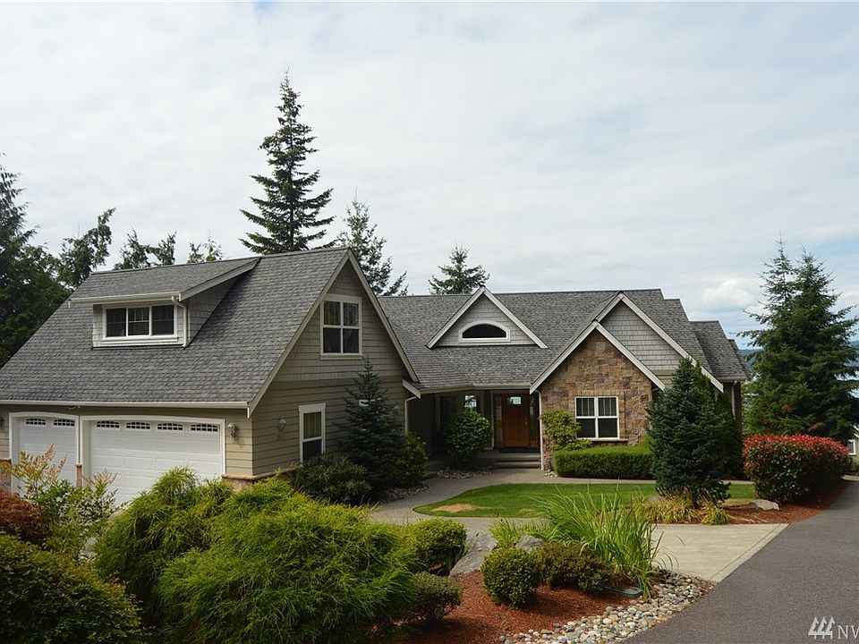 1st image of 11310 NW Quiet Waters Way