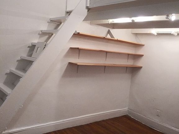 2nd image of 141 Essex St APT A