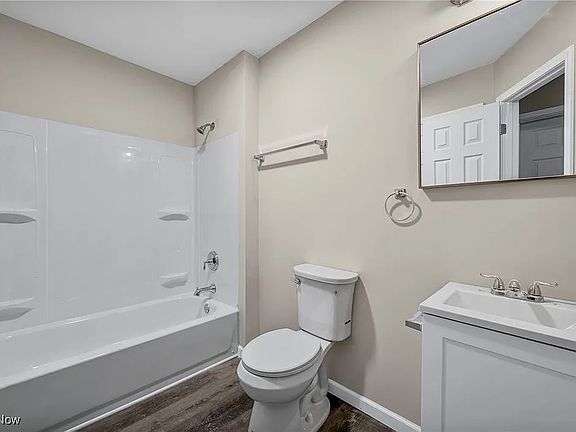 5th image of 896 E 143rd St #1