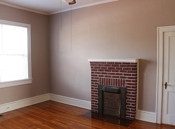 2nd image of 100 Lyman Ave