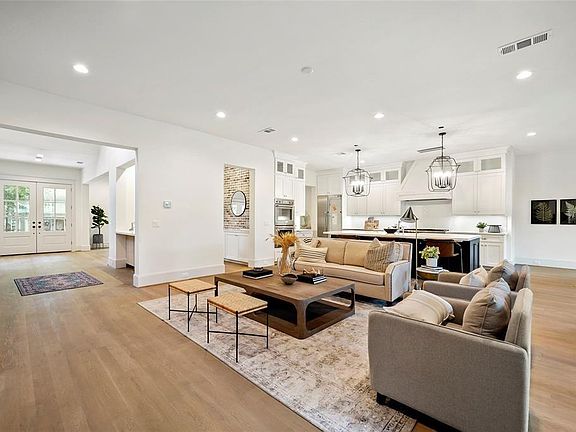 4th image of 14232 Kellywood Ln
