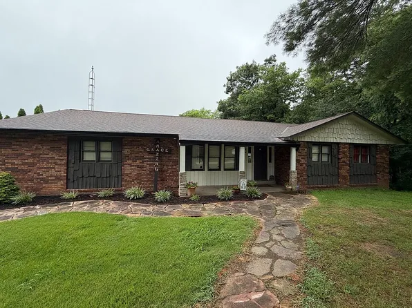 3037 Bernice St, Cape Girardeau, MO 63701
