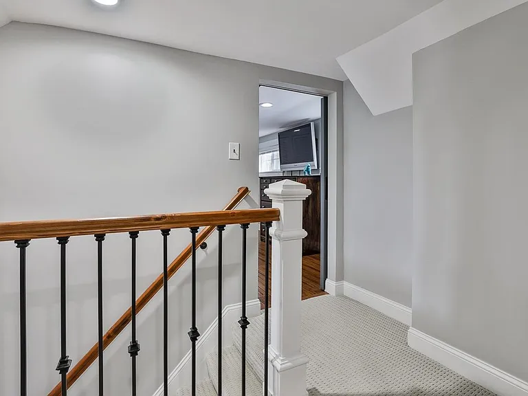 109 Ministerial Rd — Photo 32