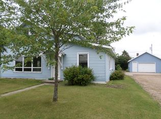 503 2nd St SW, Frazee, MN 56544