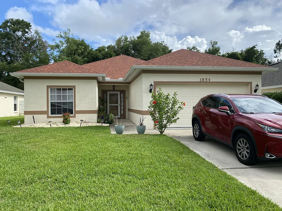 1854 Beth Ct