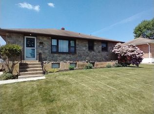 2406 E Eric Dr, Wilmington, DE 19808
