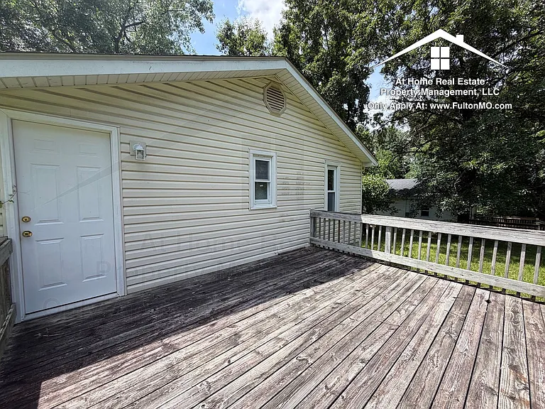 1512 Monroe St — Photo 21