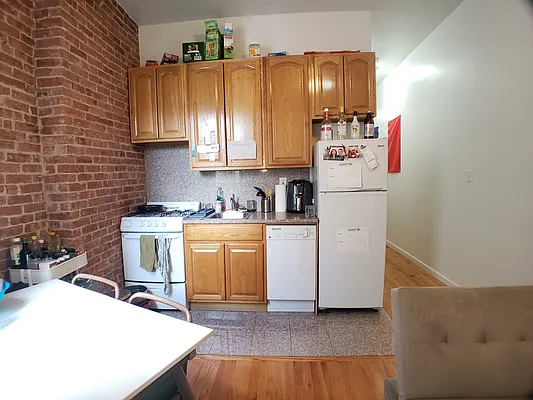 Rented by Keller Williams NYC | media 11