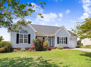 615 Carrington Ln, Winterville, NC 28590