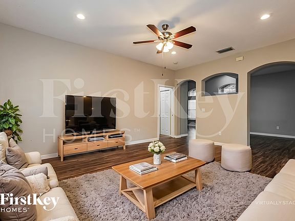 5th image of 1335 Emerald Hill Way