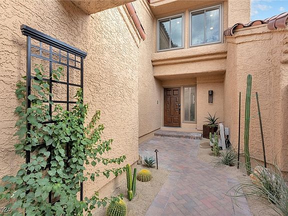 3rd image of 7753 Spanish Lake Dr