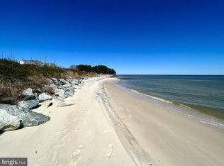 3 Tranquility Rd, Reedville, VA 22539