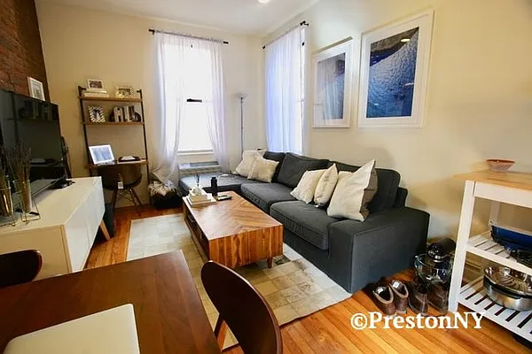 Rented by JM Preston Properties LLC | media 10