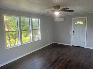 1711 Halsell St #A, Bridgeport, TX 76426