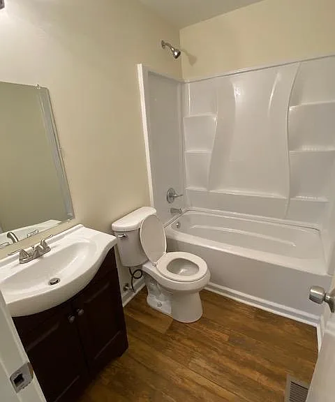 1878 Patterson Ct — Photo 5