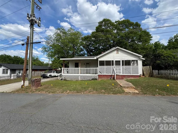 3209 Lasalle St, Charlotte, NC 28216