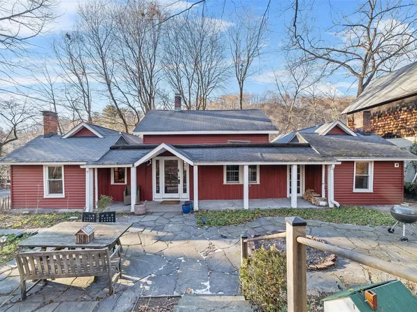 64 N Moger Avenue, Mount Kisco, NY 10549