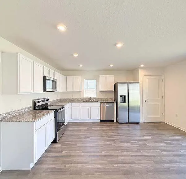 2068 Kentucky Rd — Photo 10