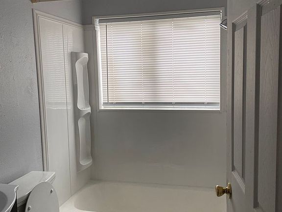 3rd image of 45 E Emerling Ave APT P