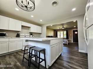 931 Southway St, Van Wert, OH 45891
