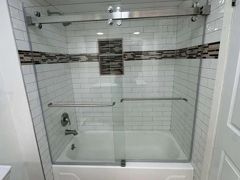 175 Amberly Dr #A — Photo 12