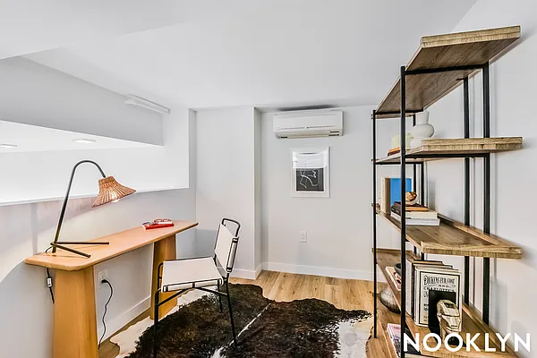 Rented by Nooklyn NYC LLC | media 19