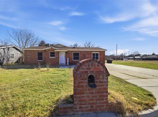 6008 Grayson St, Fort Worth, TX 76119