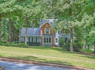 10 Fair Ridge Ct, Covington, GA 30016