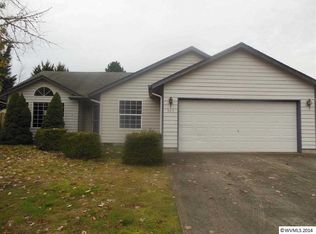 383 Goldenleaf Ct, Lyons, OR 97358