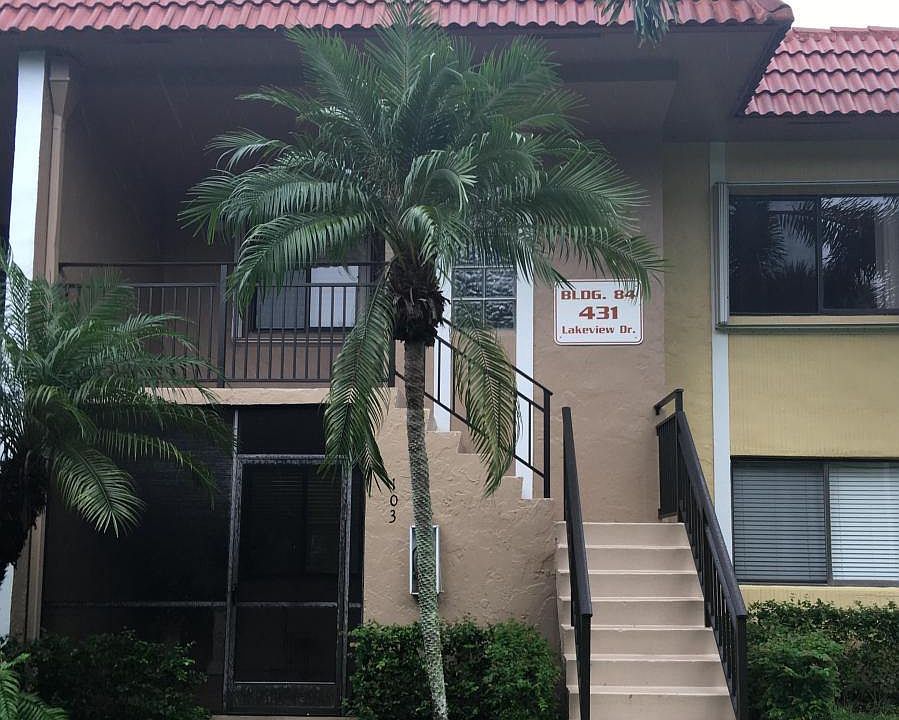 1st image of 431 Lakeview Dr APT 203