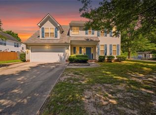 492 Shakespeare Dr, Virginia Beach, VA 23452