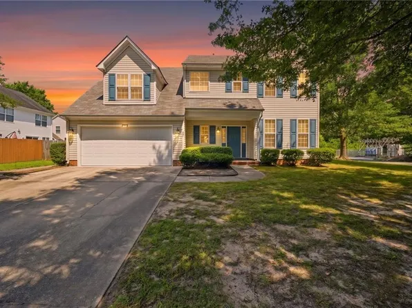 492 Shakespeare Dr, Virginia Beach, VA 23452