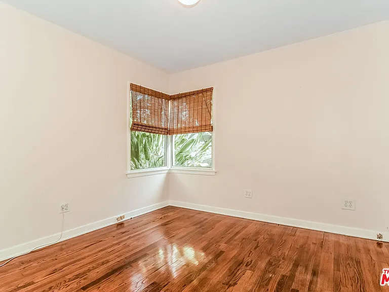 801 Brooks Ave — Photo 14
