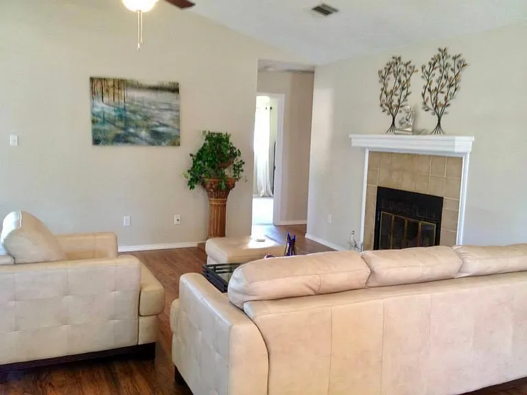 12912 Covington Trl — Photo 6