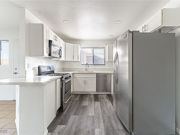 3rd image of 1504 Frank Aved St Unit 201