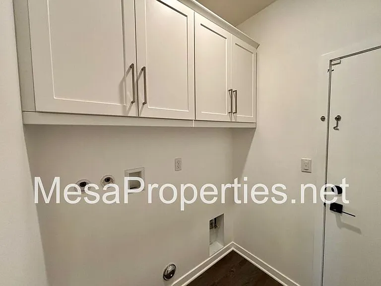 5229 Jarvis Ln — Photo 39