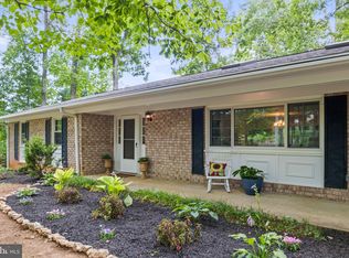 6358 Georgetown Rd, Broad Run, VA 20137