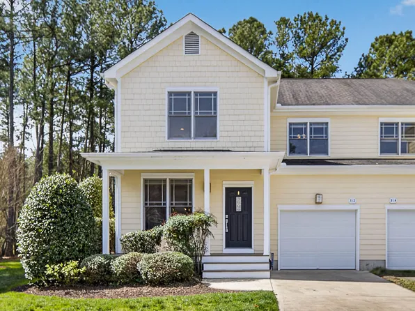 312 Charleston Ln, Chapel Hill, NC 27517
