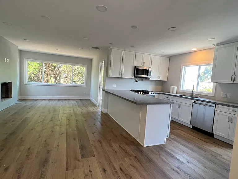 2770 Massachusetts Ave — Photo 27