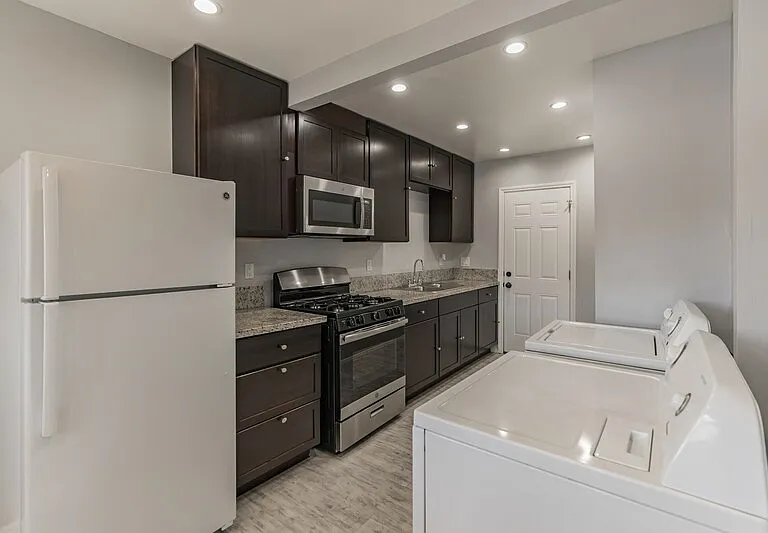 4839 Colfax Ave — Photo 5