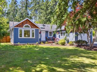 683 Gaetjen St, Parksville, BC V9P 1B3