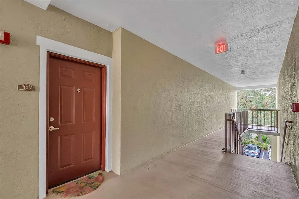Building Photo - 4763 Travini Cir #3303
