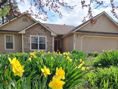 1105 Chapel St, Baldwin City, KS, 66006