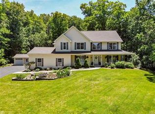 4934 Spring Dr, Center Valley, PA 18034