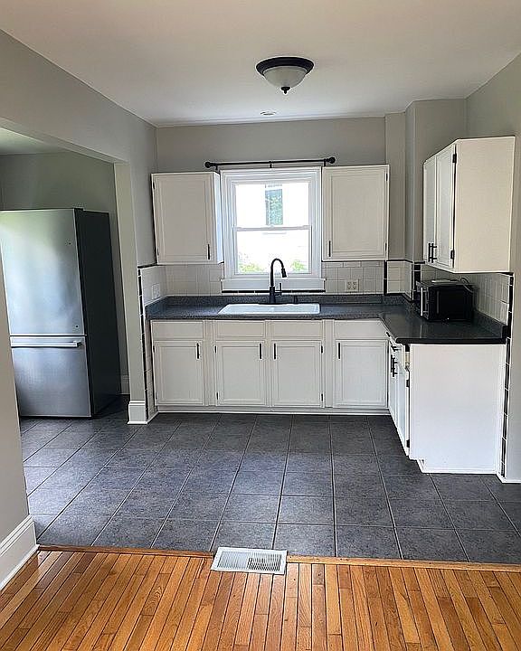 949 Harrison Ave, Akron, OH 44314 Zillow