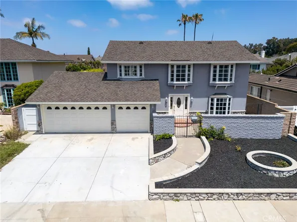 6911 Rio Vista Dr, Huntington Beach, CA 92647