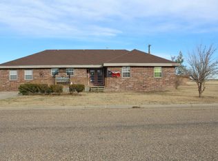 1004 NW 11th St, Tulia, TX 79088