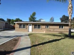 3216 Blossom Way, Riverside, CA 92506